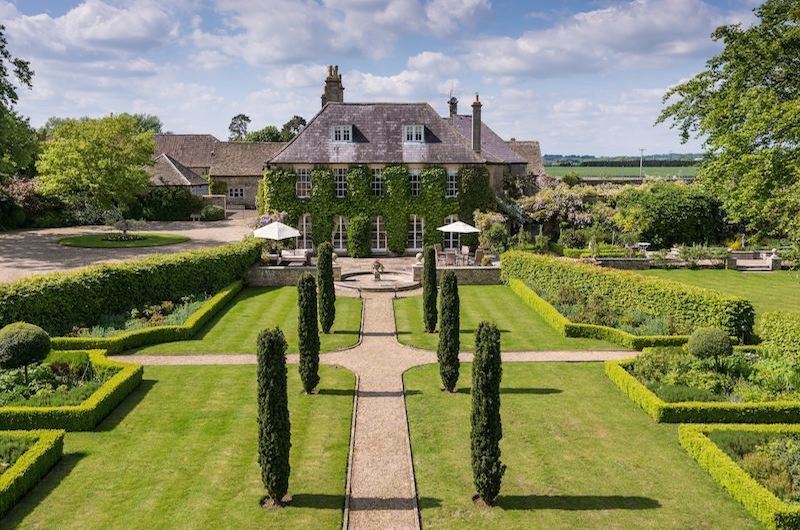 Загородные дома в Англии с королевскими интерьерами выставленные на продажу