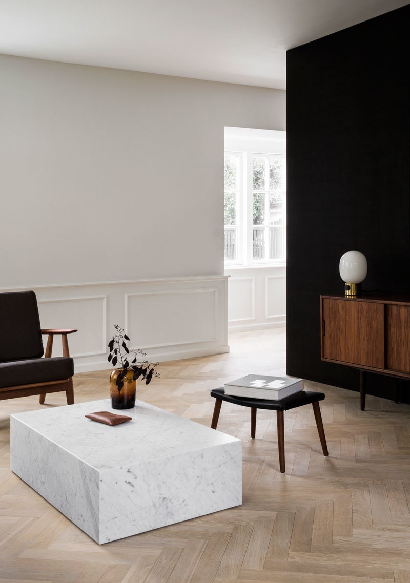 Летний дом Поуля Хеннингсена в Копенгагене отреставрировало бюро Norm Architects фото интерьеров