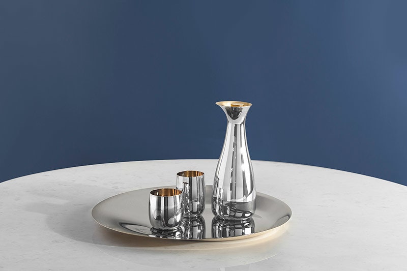 Норман Фостер создал для Stelton набор столовой посуды предназначенный для вечернего отдыха