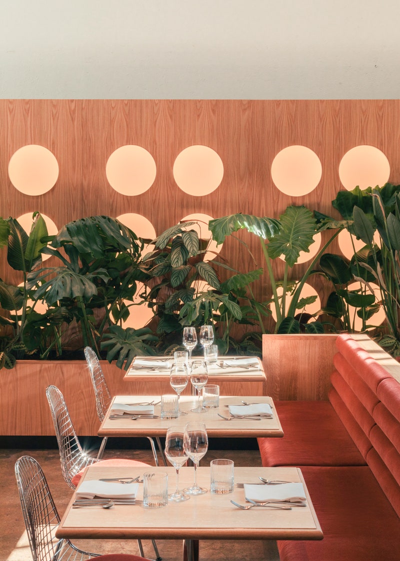 Эклектичный ресторан Hroine фото интерьеров от дизайнбюро Modiste