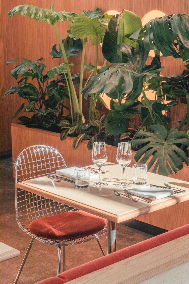 Эклектичный ресторан Hroine фото интерьеров от дизайнбюро Modiste