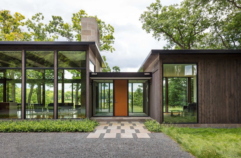 Минималистичный дом в лесу проект бюро ALTUS Architecture  Design в штате Миннесота