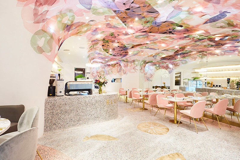 Рыбный ресторан Blufish в Пекине фото интерьеров от японских дизайнеров