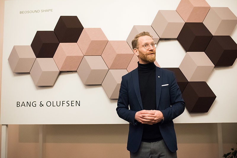 Коктейль Bang  Olufsen и AD в резиденции посла Дании презентация акустической системы BeoSound Shape