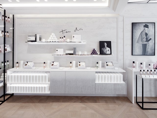 Парфюмерный корнер Maison Christian Dior в Москве