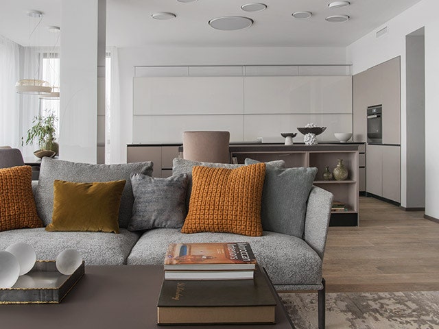 “Умная” квартира в Санкт-Петербурге, 165 м²