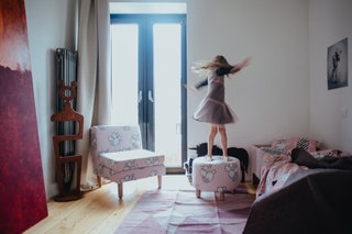Детская девочки. Кровать Mode розовая Playply кресло с кактусами пуф с кактусами все Ivanka Home детская напольная...
