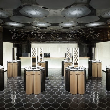 Японский минимализм: четырехэтажный флагманский магазин Shiseido в Токио