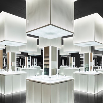 Японский минимализм: четырехэтажный флагманский магазин Shiseido в Токио