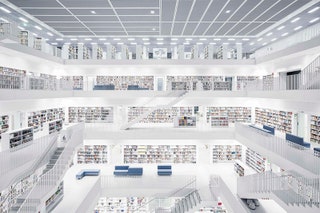 Городская библиотека в Штутгарте Германия.