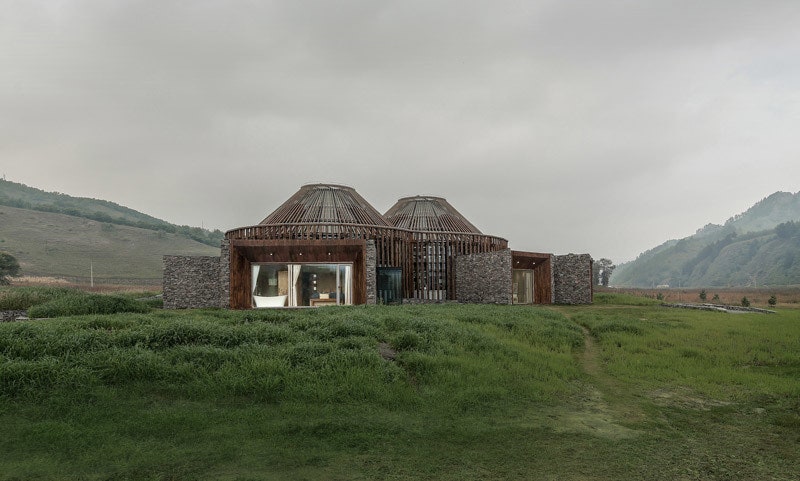 Культурный центр в форме юрты в степи проект китайского архитектурного бюро HDD