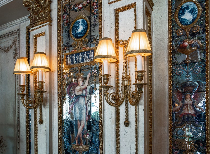 Кафе Пушкинъ в Париже барочный интерьер внимание к деталям и уединенная атмосфера