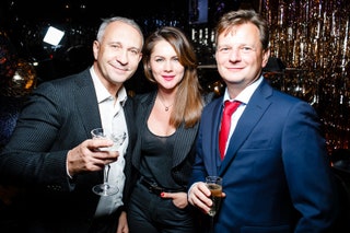 Психолог Алексей Ситников с супругой Натальей Гундериной и бизнесмен Дмитрий Шевцов.