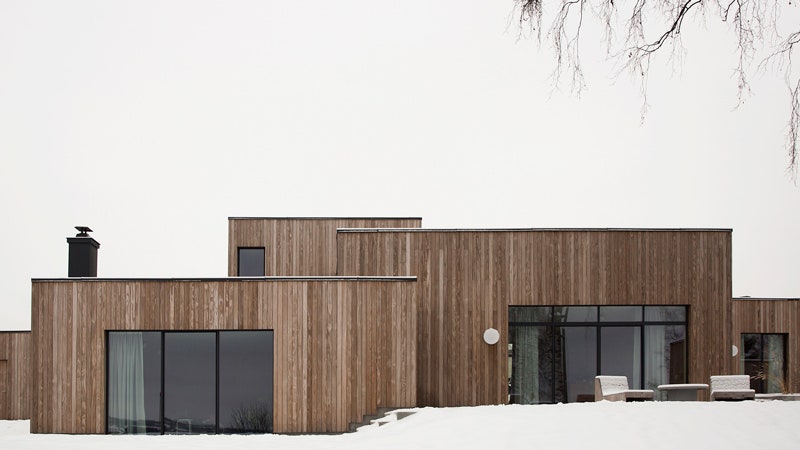 Деревянный дом в Осло собранный из шести построек работа бюро Norm Architects