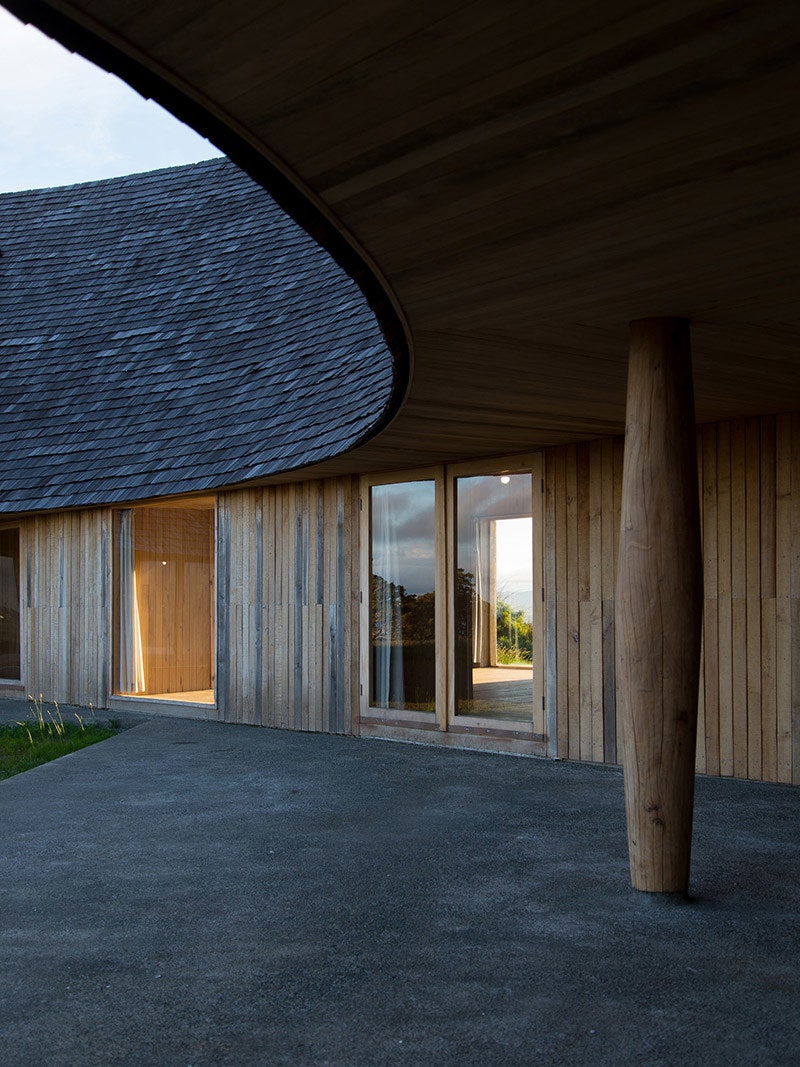 Деревянный дом в Чили на острове Чилоэ работа архитектурного бюро Pezo von Ellrichshausen