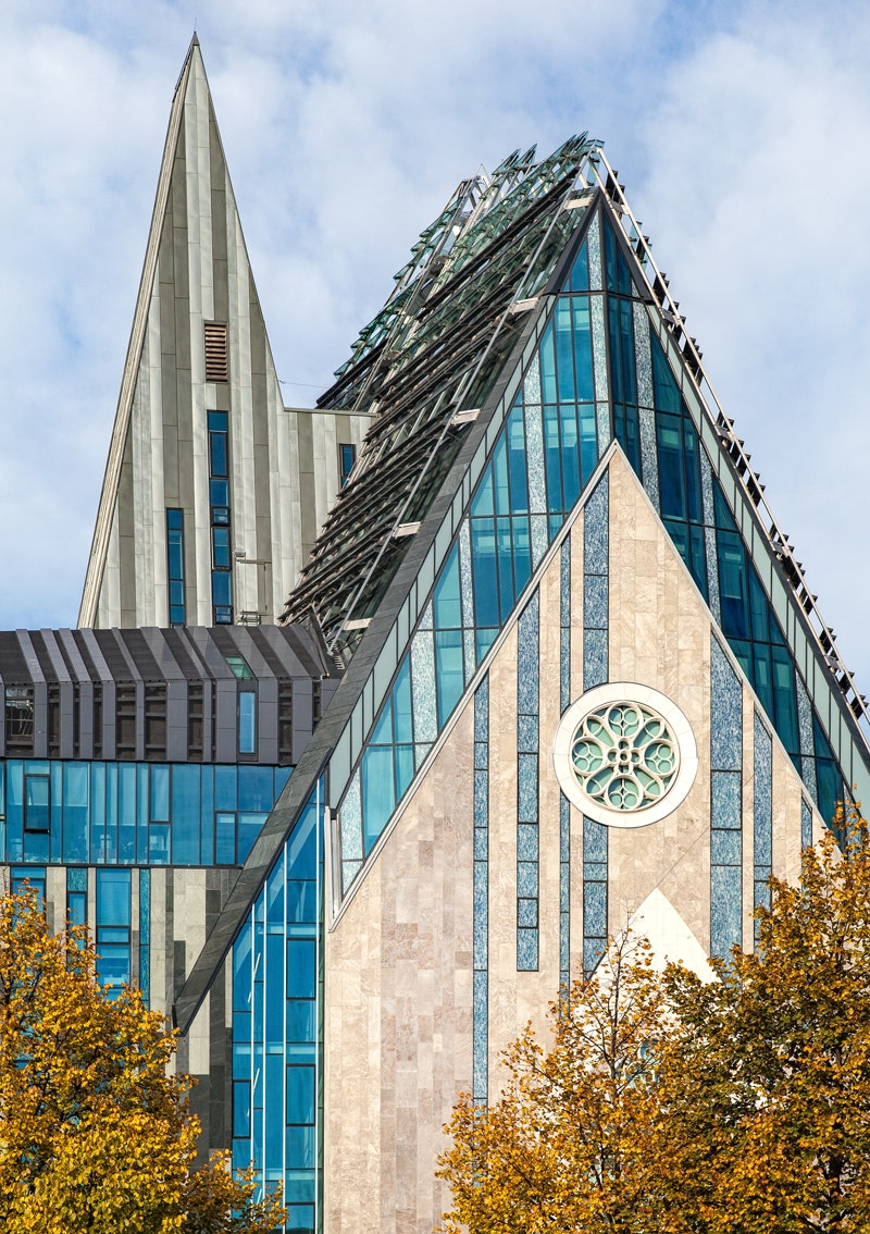 Университет Лейпцига фото работы архитектора Эрика ван Эгераата