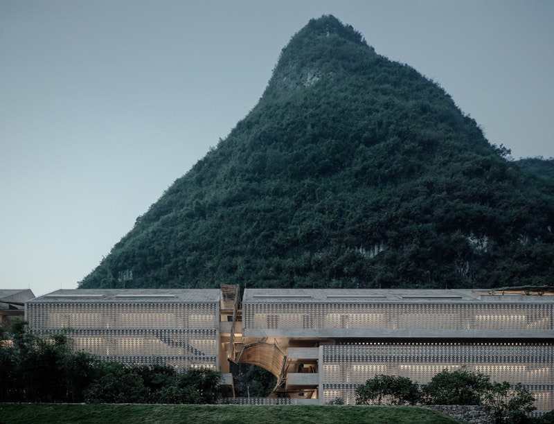 Отель на территории сахарного завода в Китае от бюро Vector Architects