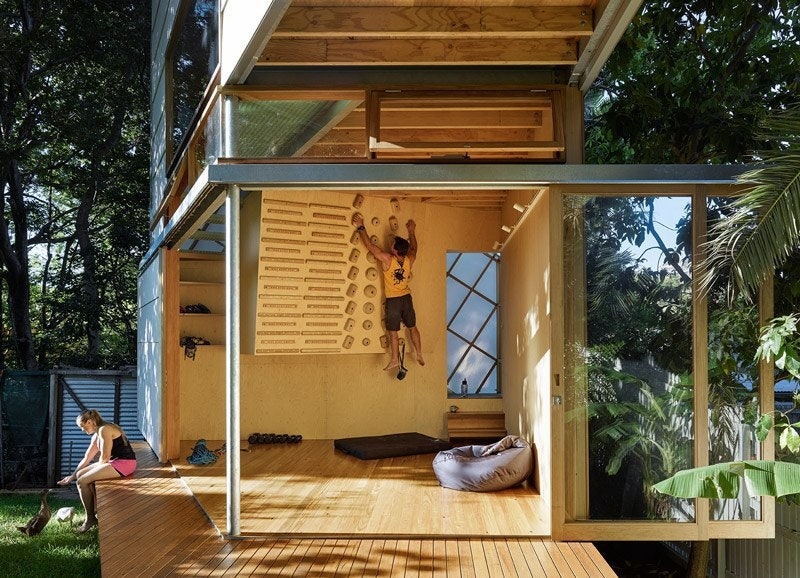 Пространство для отдыха в Брисбене вдохновленное идеей домика на дереве