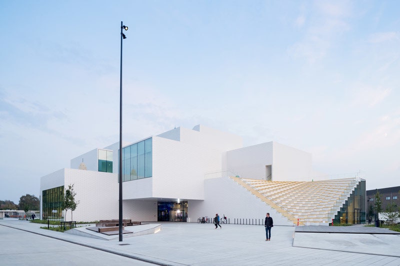 Здание Lego House от BIG в Дании в городе Биллунд | Admagazine