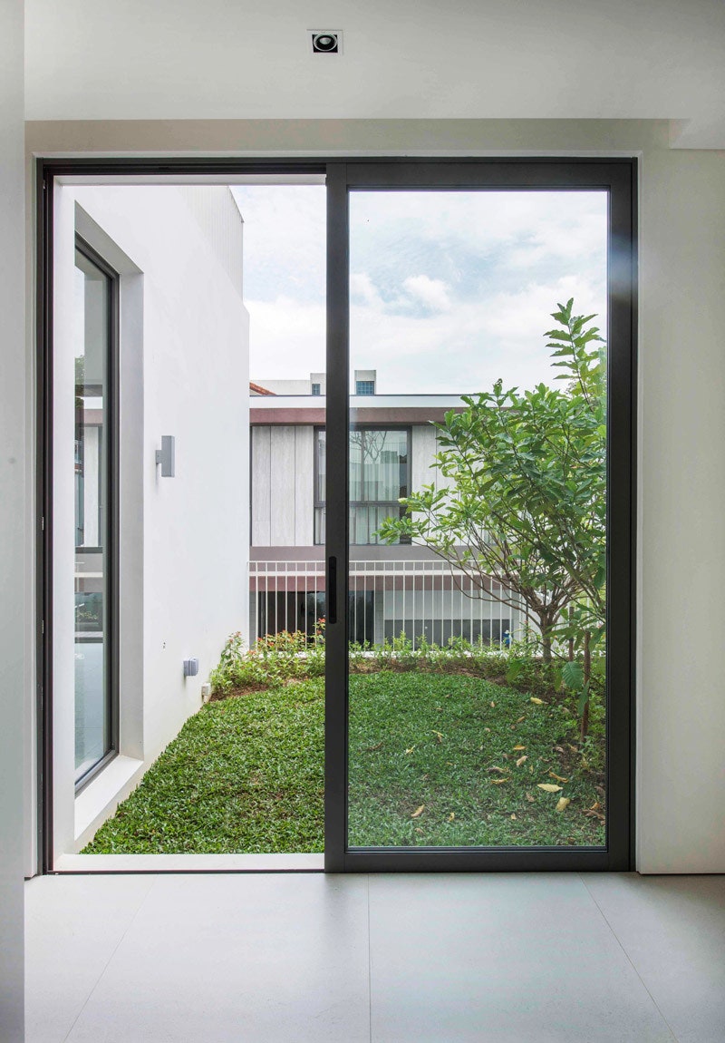 Домкоробка в Сингапуре жилье для семьи флориста от бюро Ming Architects
