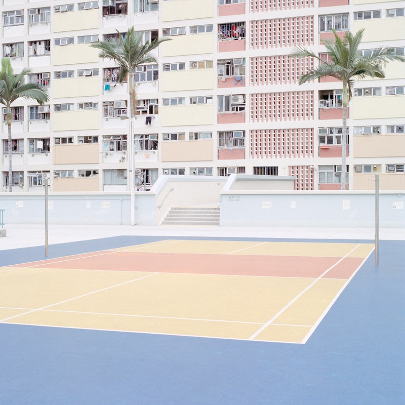 Спортивные площадки в разных городах мира серия фотографий Уорда Робертса