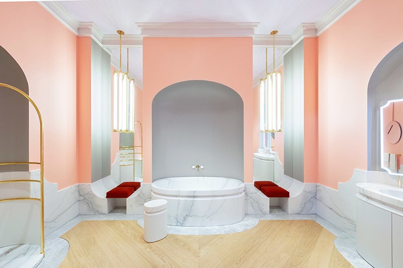 Jacob Delafon и модельер Алексис Мабий создали коллекцию для ванной La Collection