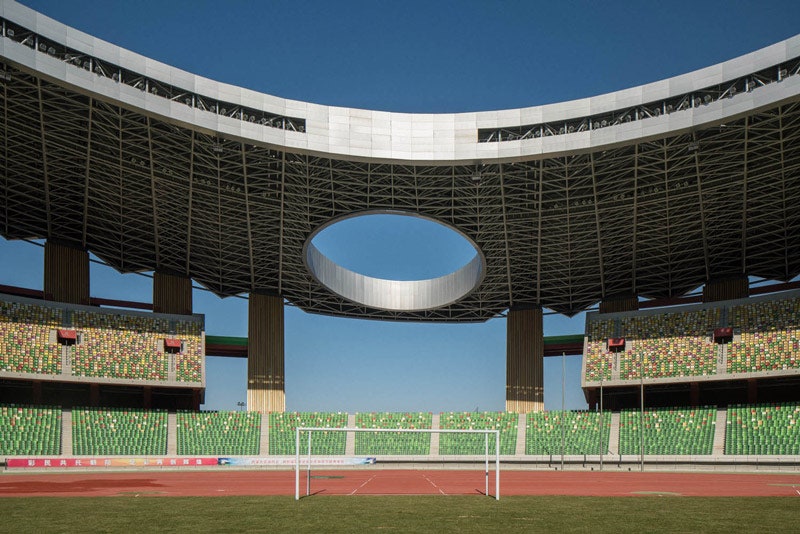 Спортивный стадион Ордоса по проекту China Architecture Design amp Research Group.