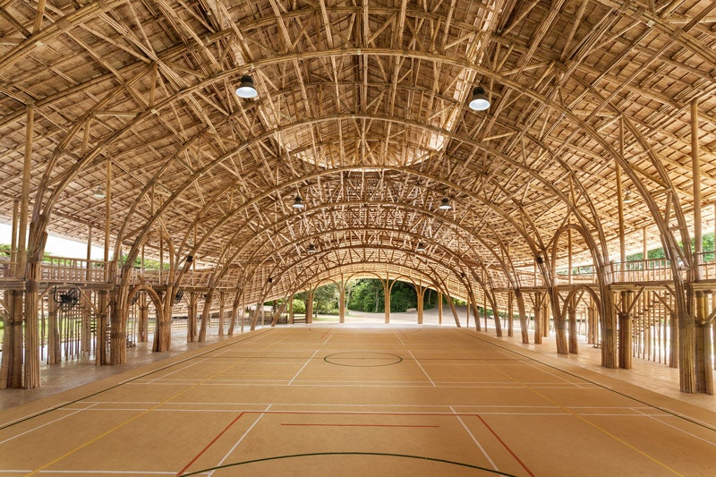 Спортивный зал из бамбука для международной школы Panyaden в Таиланде