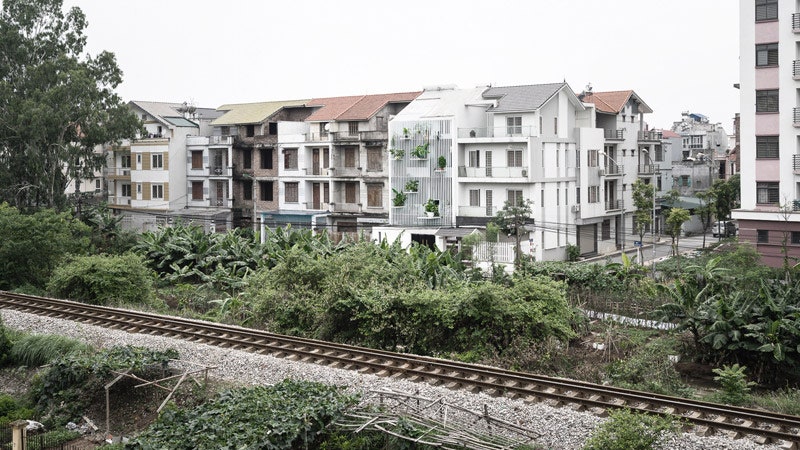 Дом с фасадом из растений в Ханое работа архитектурного бюро DANstudio