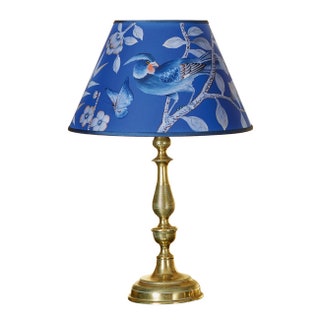 Настольная лампа Portobello с шелковым абажуром Williamsburg de Gournay.