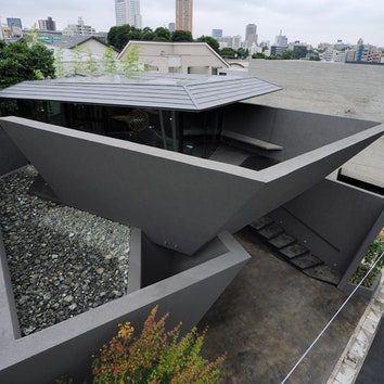 Геометричный дом в Токио