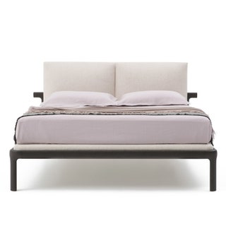 Кровать Fushimi дизайнер Филипп Табет.