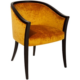 Кресло из новой коллекции Oak.