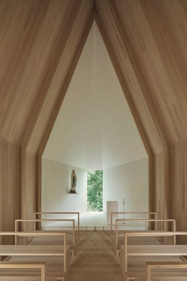 Деревянная часовня в Австрии работа бюро Bernardo Bader Architekten | Admagazine