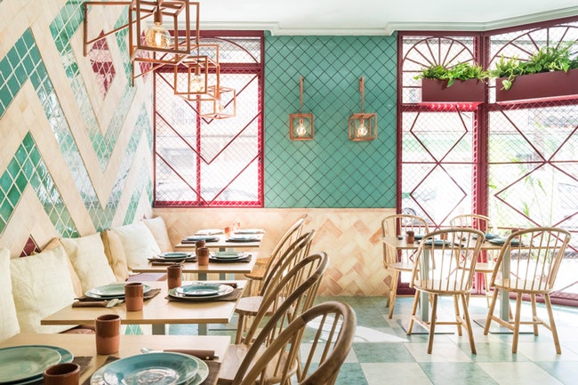 Интерьер кафе Albabel в Пеканье от испанского бюро Masquespacio | Admagazine