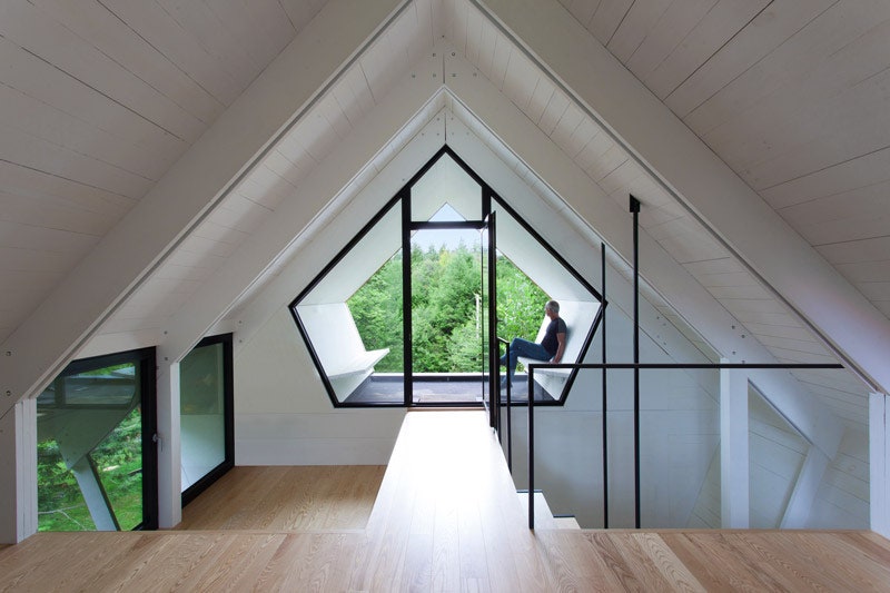 Дом в Квебеке от архитекторов бюро YH2 переделанный из лесного сарая дровосека