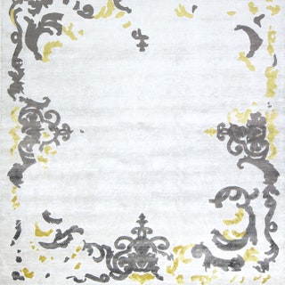 Ковер Richelieu steppe создан по мотивам лиственного орнамента стола Кардинала Ришелье.