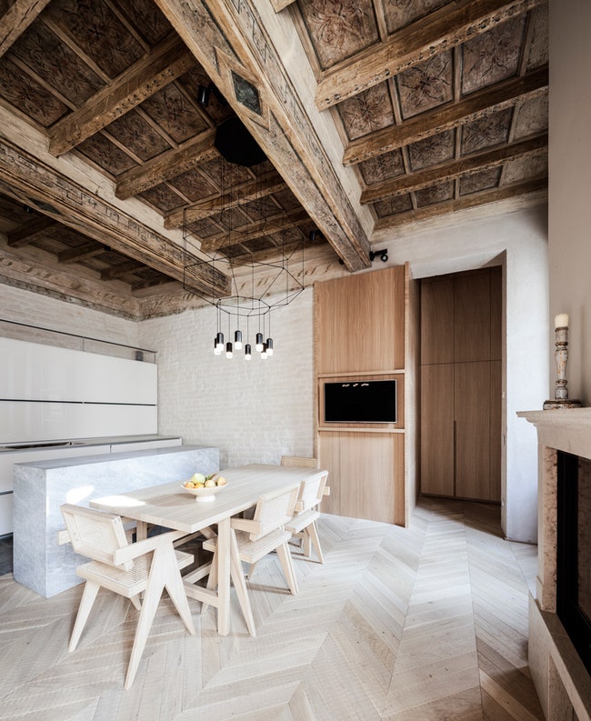 Дом в центре Мантуи восстановленный и обновленный архитекторами из Archiplan Studio | Admagazine