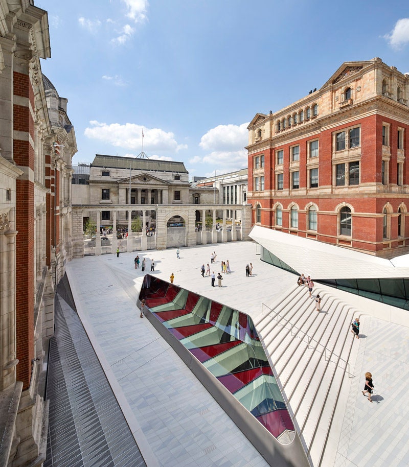 Расширение Музея Виктории и Альберта в Лондоне.