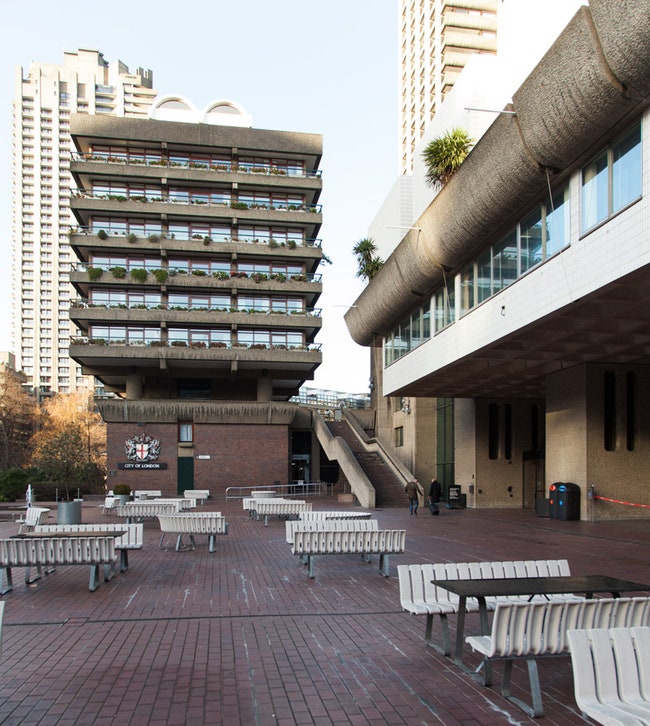 Лондонский Барбикан история создания жилого комплекса и фотографии | Admagazine