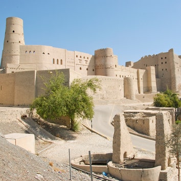 Восточная сказка: 6 архитектурных причин посетить Оман