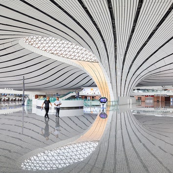 В Пекине открылся новый аэропорт по проекту Zaha Hadid Architects