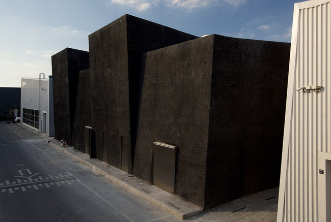 Пространство для культурного центра Alserkal Avenue в Дубае от бюро OMA | Admagazine
