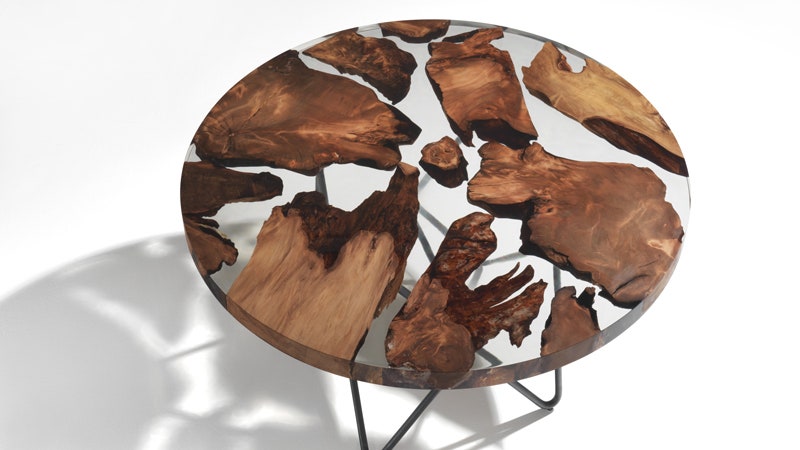 Обеденный стол Earth из тысячелетнего новозеландского дерева каури от фабрики Riva1920 | Admagazine