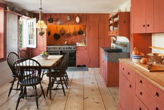 Эта кухня расположена в доме колониальных времен в США а потому архитектор Уильям Монаган решил сделать ее в таком...