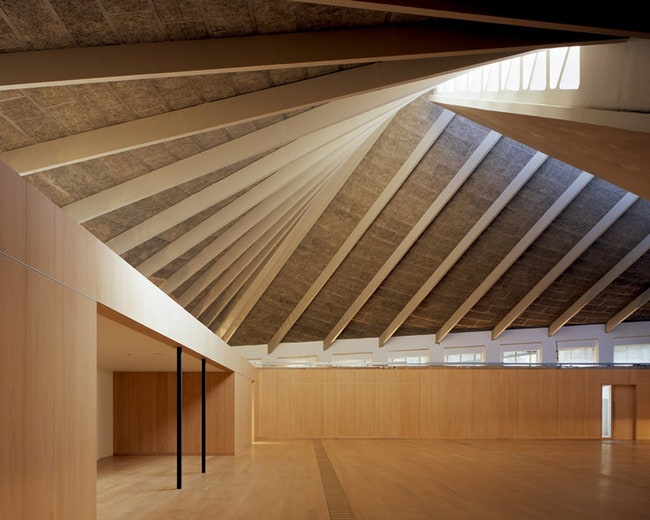 Открытие Музея дизайна в Лондоне по проекту OMA и Джона Поусона после реконструкции | Admagazine