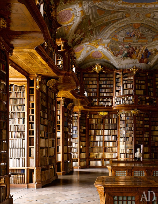 Библиотека монастыря Cвятого Флориана в Австрии . Еще 11 самых красивых библиотек мира по клику на изображение....