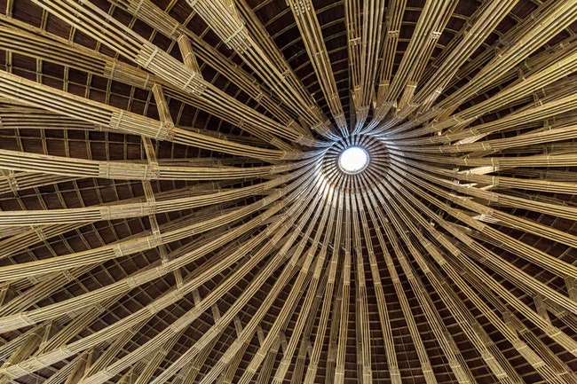 Ресторан Bambubuild с куполом из бамбука на севере Вьетнама | Admagazine