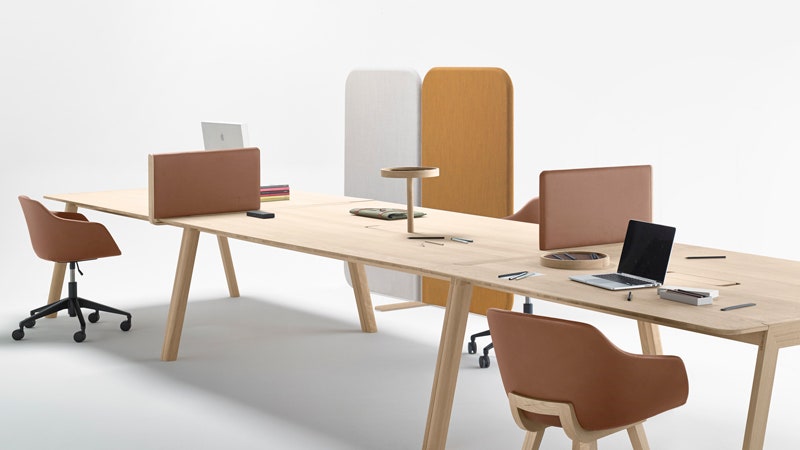 Офисные столы Heldu от дизайнеров Iratzoki  Lizaso для французской фабрики Alki | Admagazine
