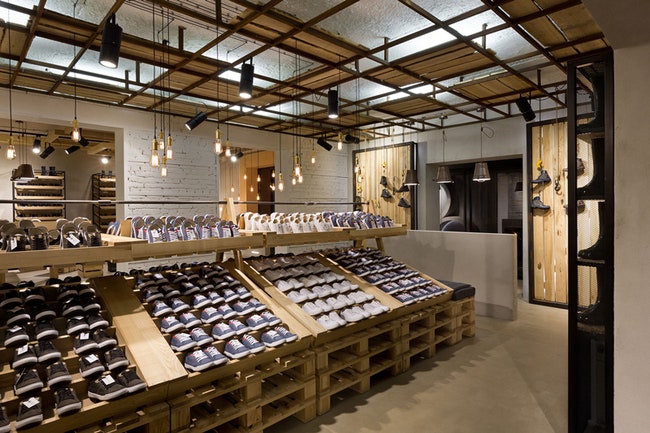Магазин обуви Moknem in в городе Хмельницкий интерьер от Елены Самариной | Admagazine